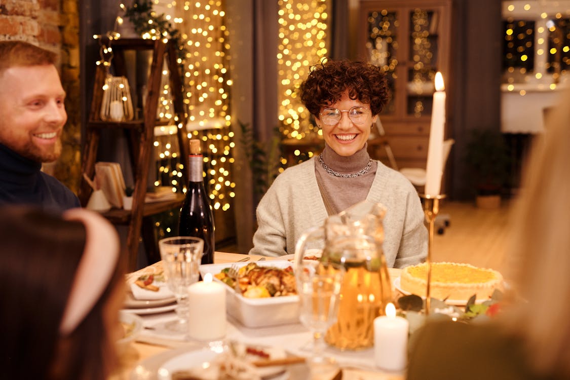 People having dinner together